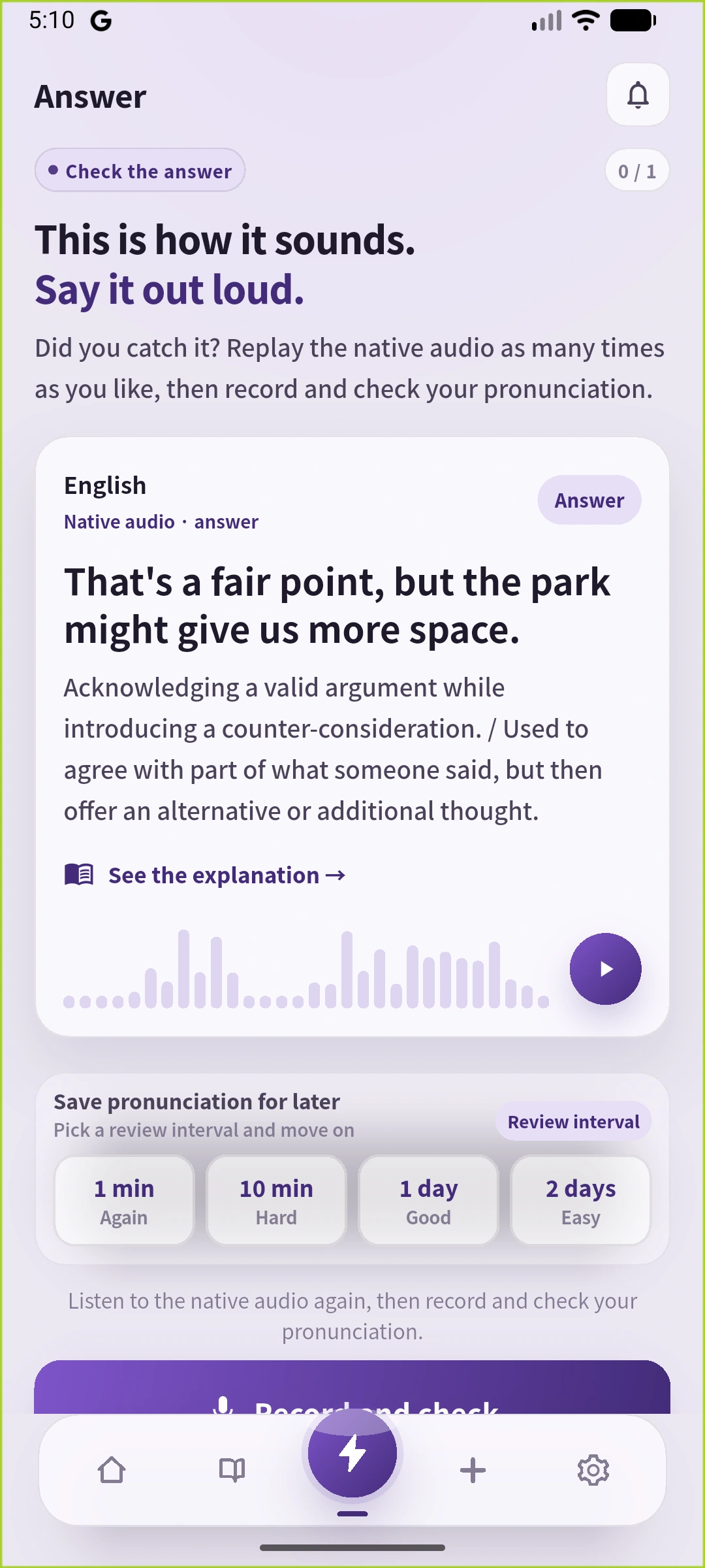 同じカードのAnswer実画面。保存した英文と英語の生成説明、音声操作、復習間隔を表示しています。